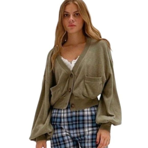 Urban Outfitters Sweaters - Urban Outfitters Cropped Cardigan Sweater